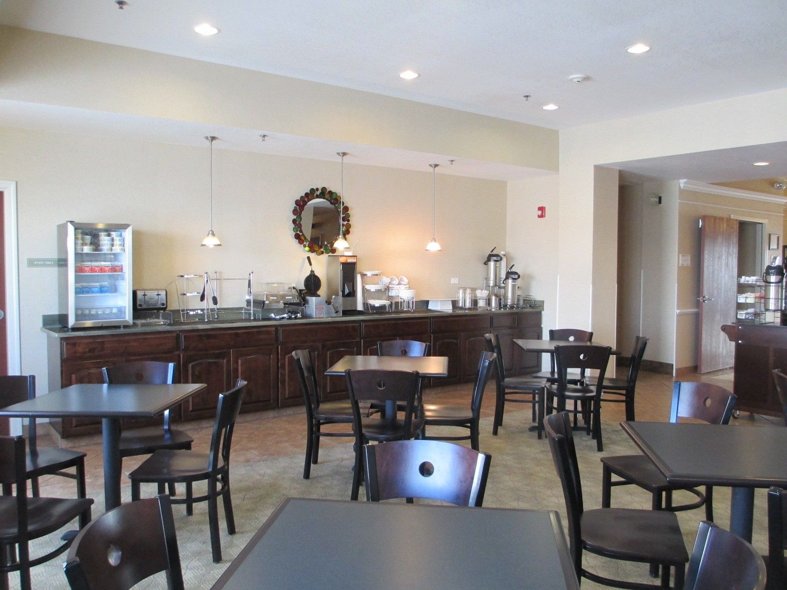 Best Western Plus Frontier Inn Cheyenne Restaurant foto